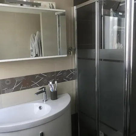 My Sweet Balcony Apartman Germignaga